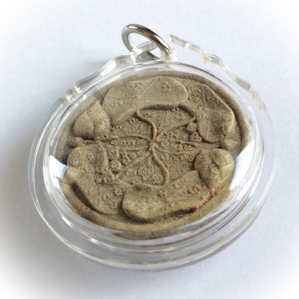 Bua Bang Bai Lotus Leaf Fairy - Wat Bang Waek Bua Bang Bai Lotus Leaf Fairy - Wat Bang Waek