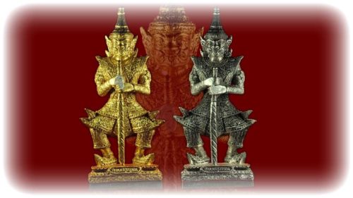 Taw Waes Suwan Loi Ongk statuettes