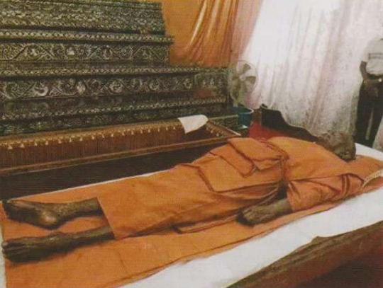 LP Sakorns mummy
